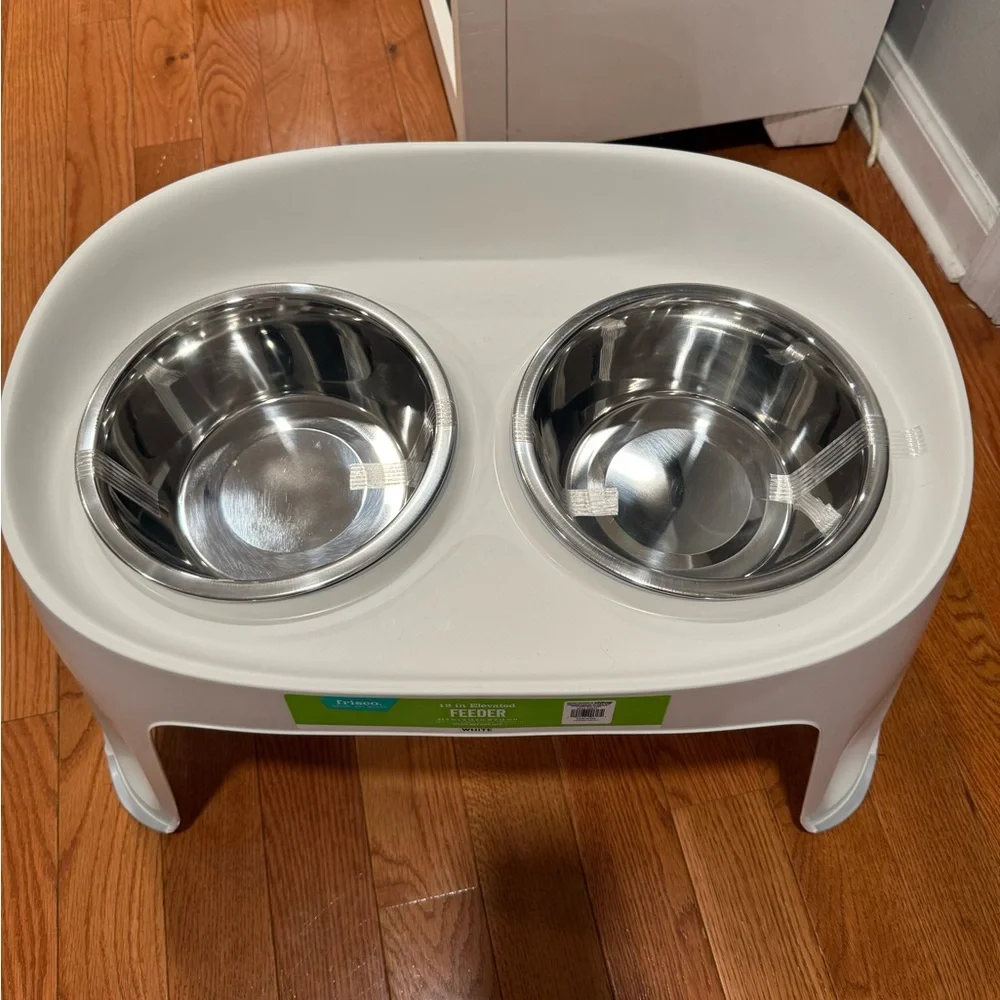 Frisco Elevated Pet Feeder with Stainless Steel Bowls
